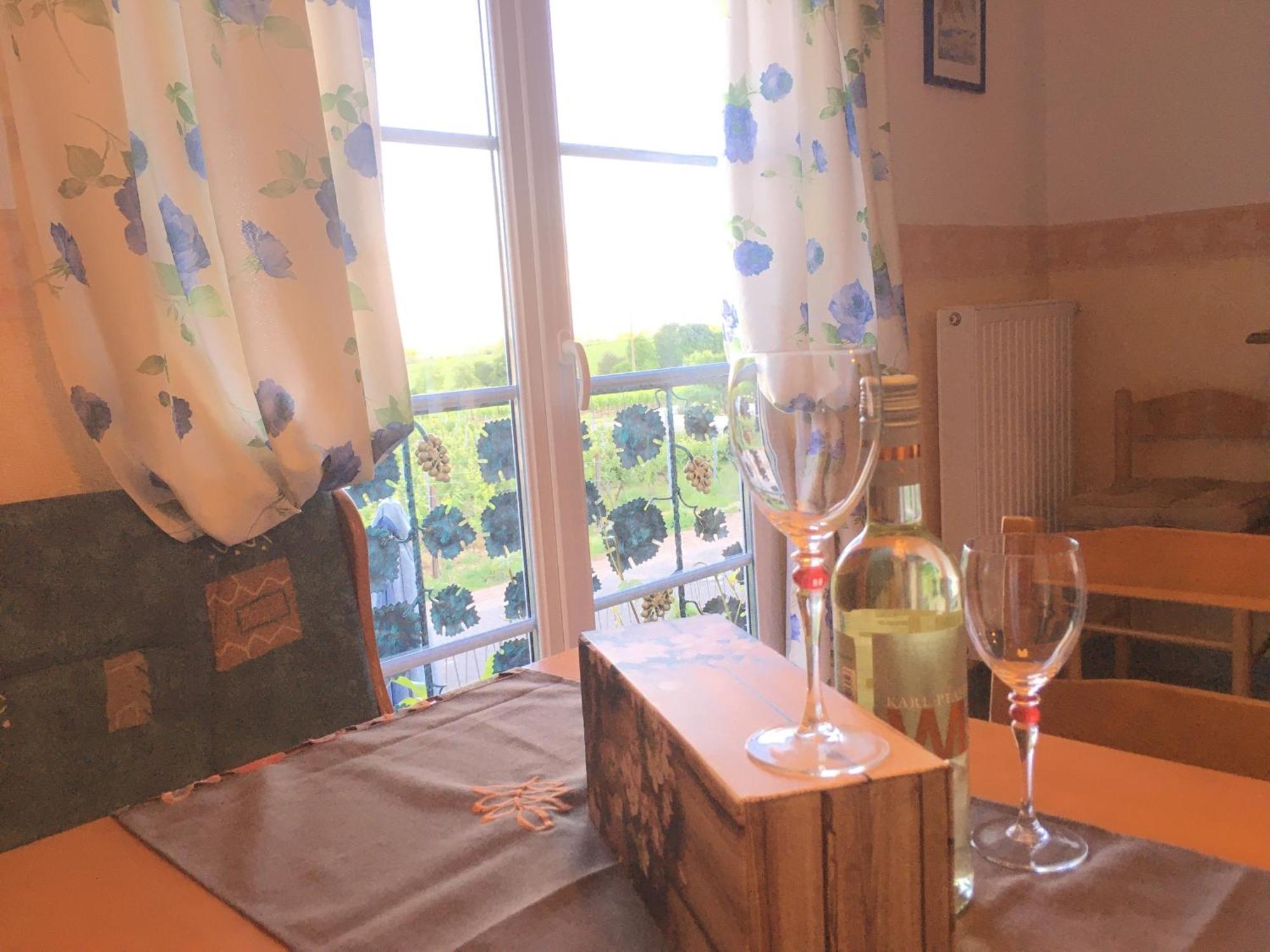 Ferienwohnung Suedpfalzblick Burrweiler Esterno foto